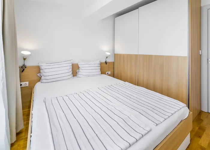 Exclusive Studentski Grad * Σόφια