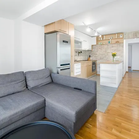 Exclusive Studentski Grad 소피아